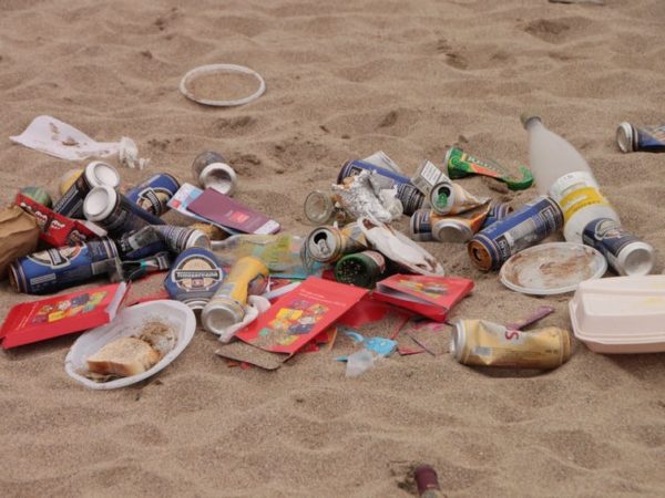 What's the value of a clean beach? Here's how economists do the numbers